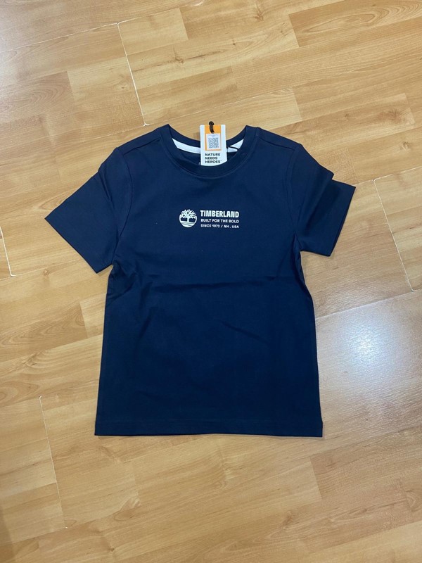 Tee shirt