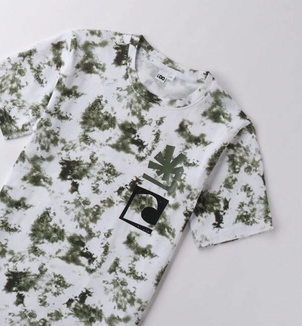 Tee shirt