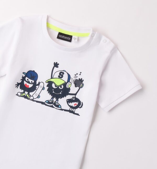 Tee shirt
