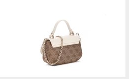 Crossbbody flap bag