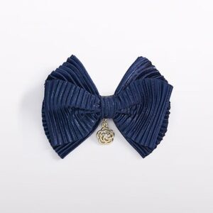 Fermaglio fioco plissettato