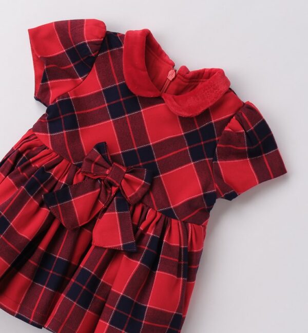 Abito tessuto navetta con manica