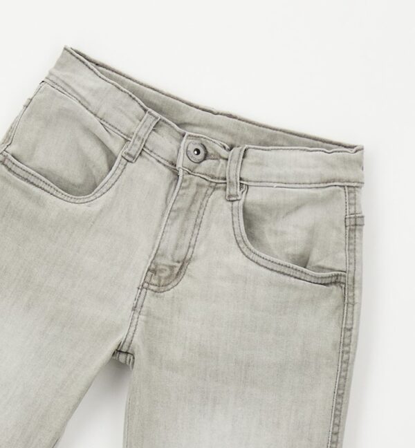 Pantalone denim corto