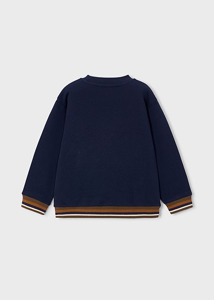 Pullover ricamato